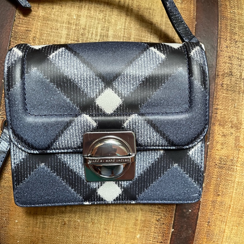 Marc Jacobs blue & gray plaid crossbody purse - Picture 1 of 8